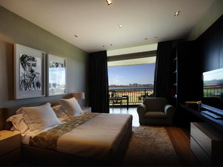 Signature Solera Apartment